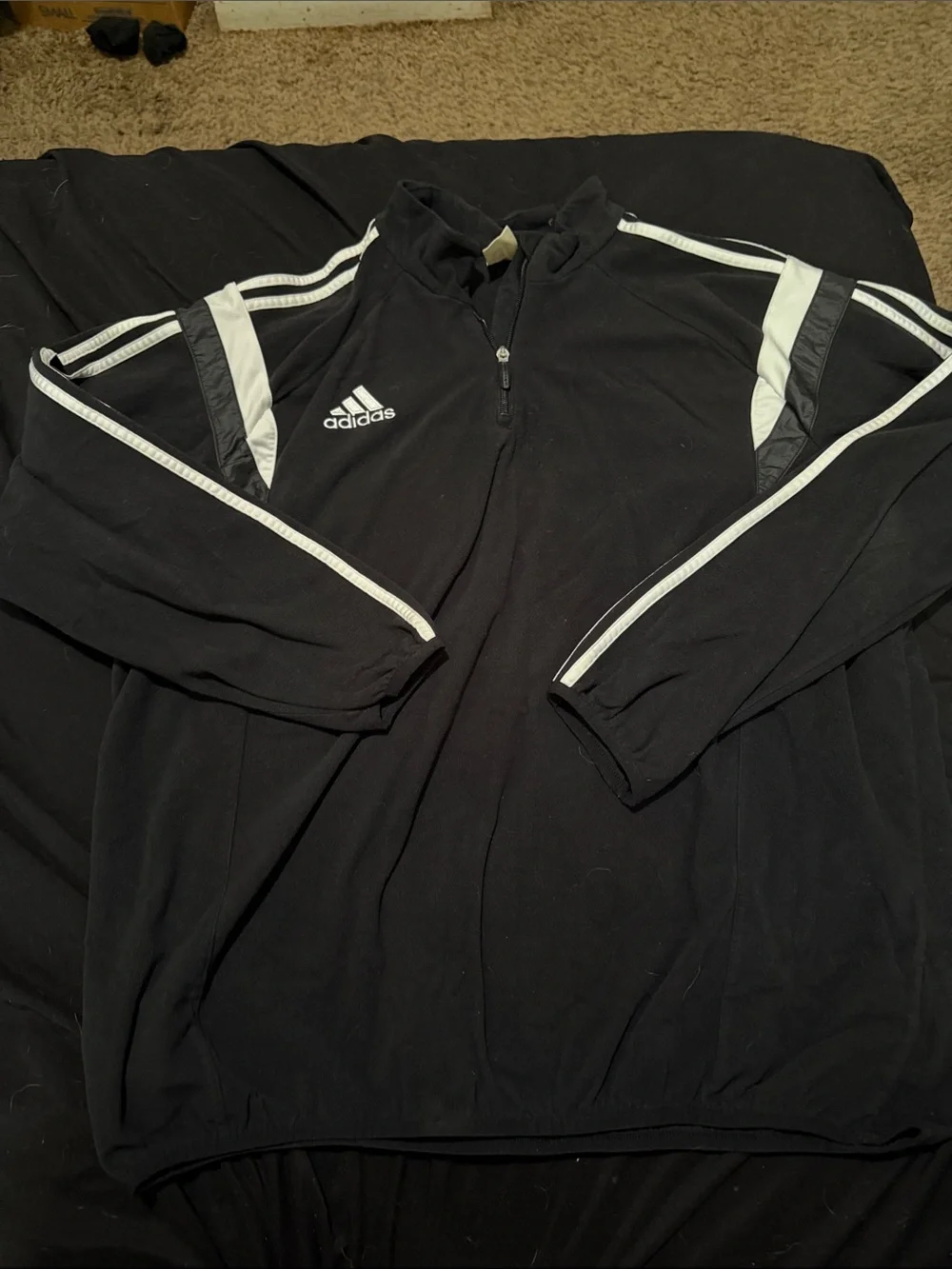 Men’s Adidas Pullover!!